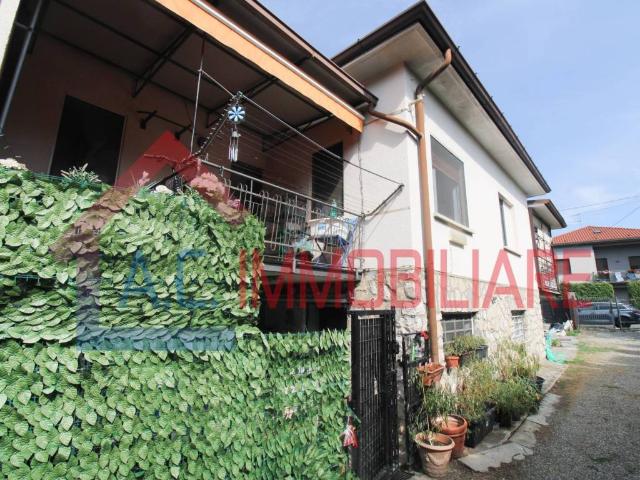 Appartamento in vendita a Ternate VA