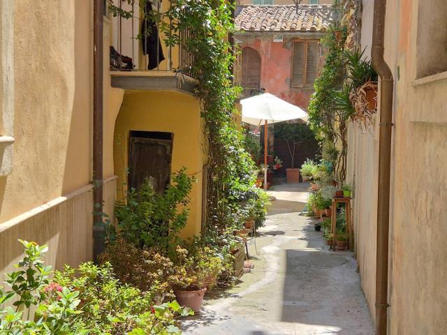 Appartamento in vendita a Terni, Centro