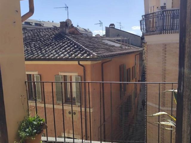 Appartamento in vendita a Terni, Centro città