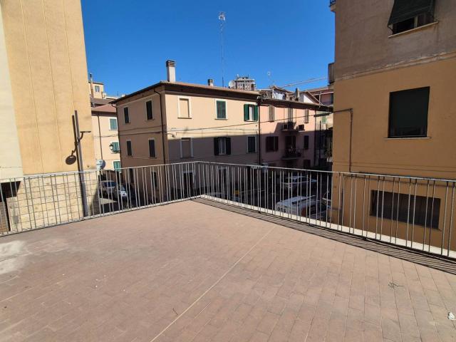 Appartamento in vendita a Terni, Semicentro