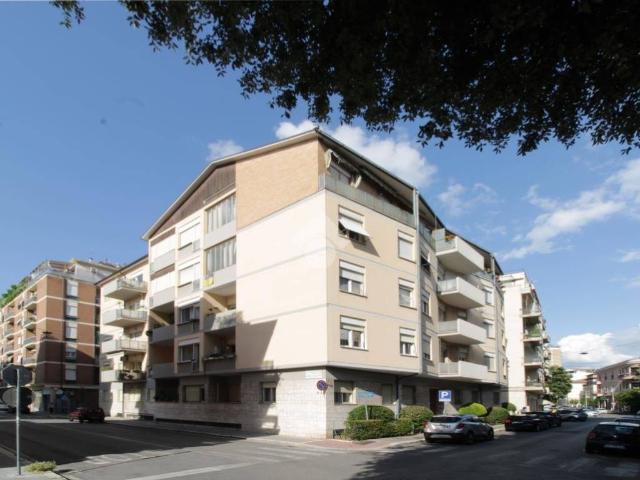 Appartamento in vendita a Terni TR