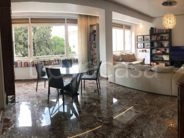 Appartamento in vendita a Terni via Pompeo Aulo, Centro città