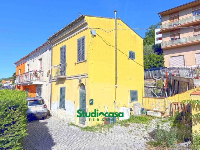 Appartamento in vendita a Teramo TE