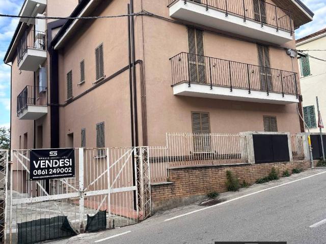 Appartamento in vendita a Teramo TE