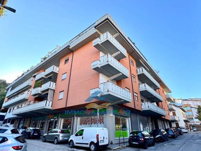 Appartamento in vendita a Teramo, Centro