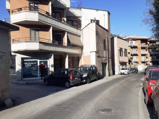 Appartamento in vendita a Tivoli RM