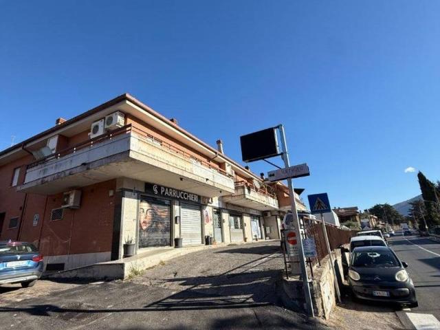 Appartamento in vendita a Tivoli RM