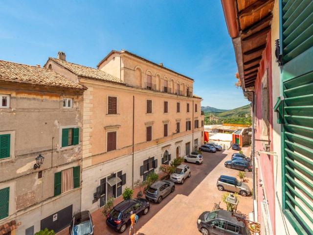 Appartamento in vendita a Tivoli RM