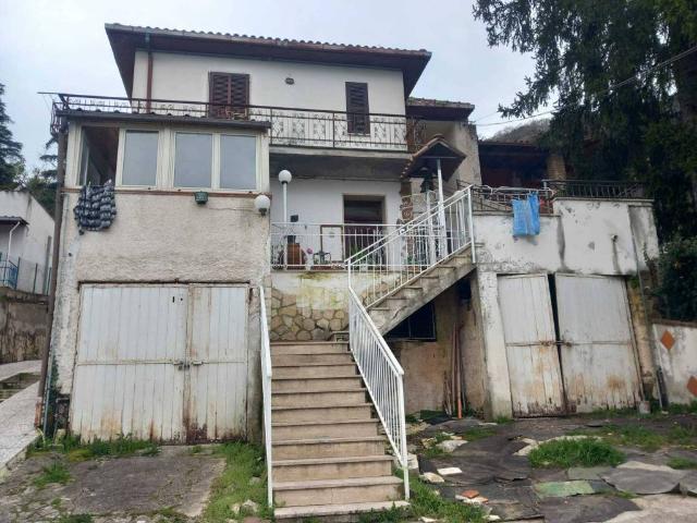 Appartamento in vendita a Tivoli RM