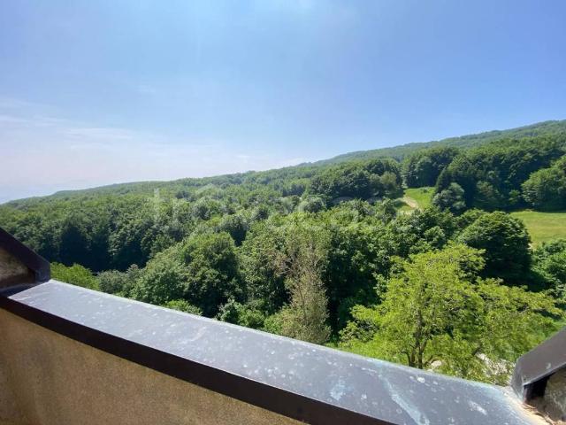 Appartamento in vendita a Tizzano Val Parma via Casagalvana, Schia