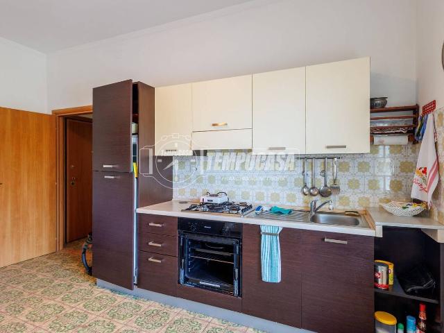 Appartamento in vendita a Tizzano Val Parma
