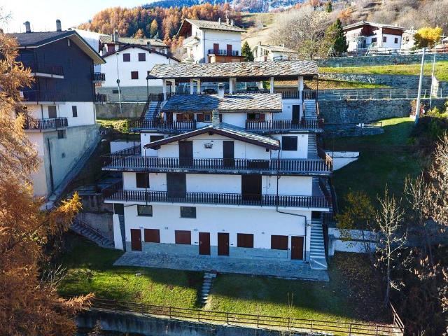 Appartamento in vendita a Torgnon AO