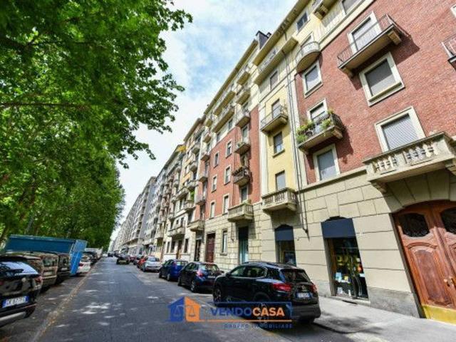 Appartamento in vendita a Torino