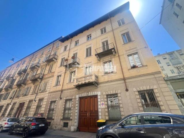 Appartamento in vendita a Torino TO