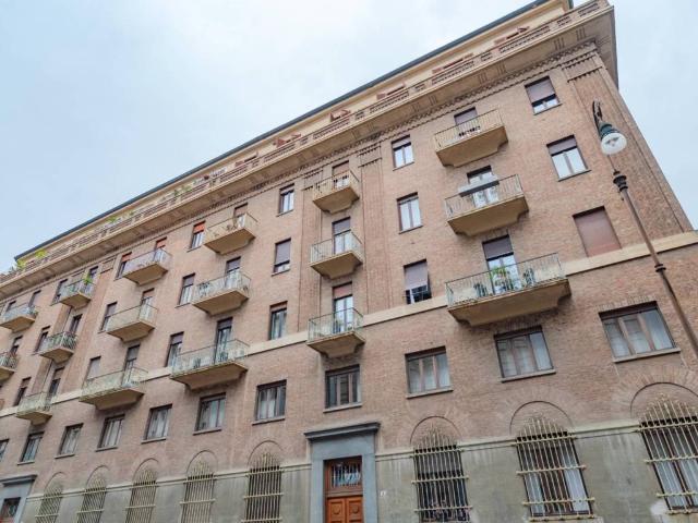 Appartamento in vendita a Torino TO