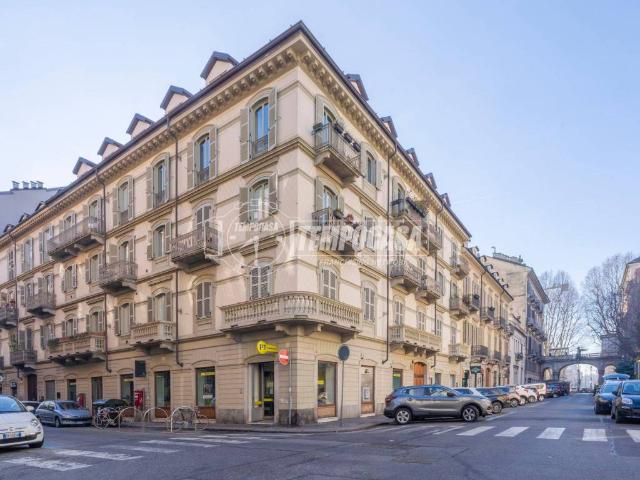 Appartamento in vendita a Torino TO