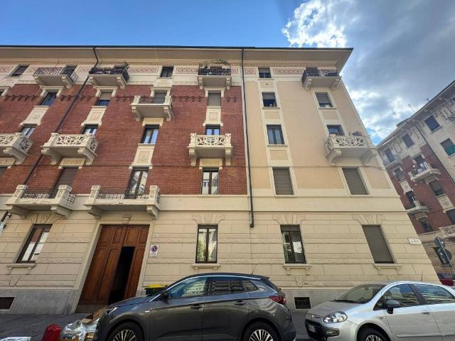 Appartamento in vendita a Torino TO