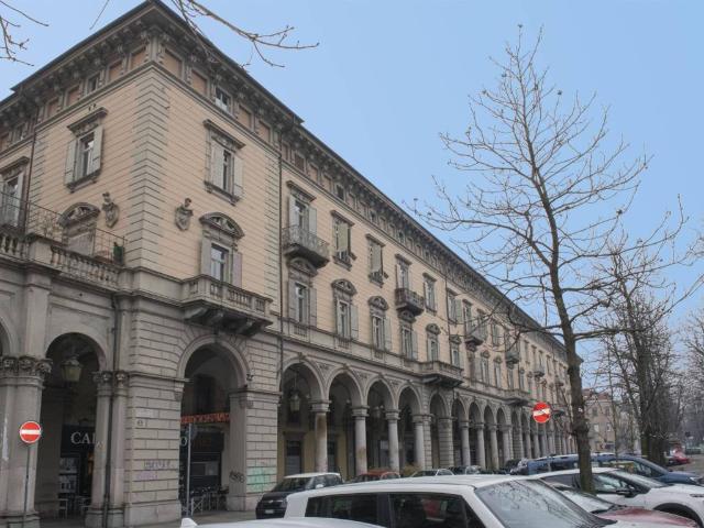 Appartamento in vendita a Torino TO