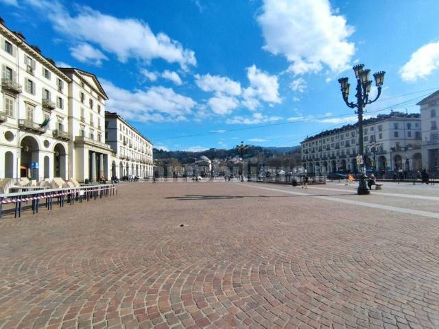 Appartamento in vendita a Torino TO