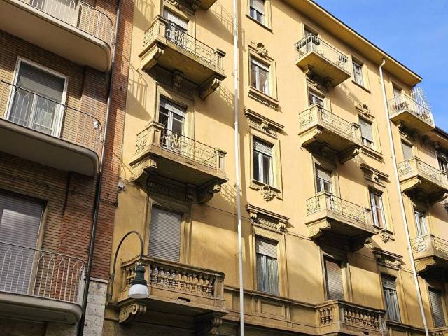 Appartamento in vendita a Torino TO