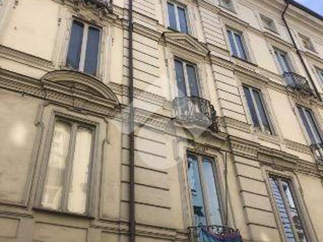 Appartamento in vendita a Torino TO