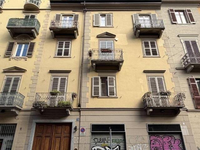 Appartamento in vendita a Torino TO