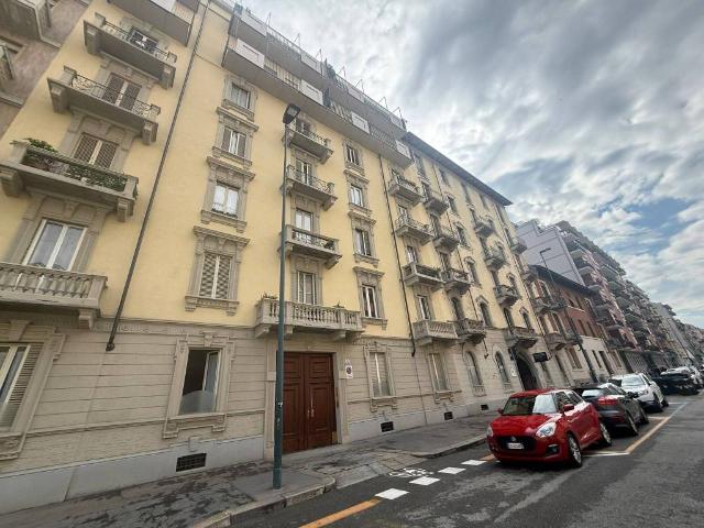 Appartamento in vendita a Torino TO
