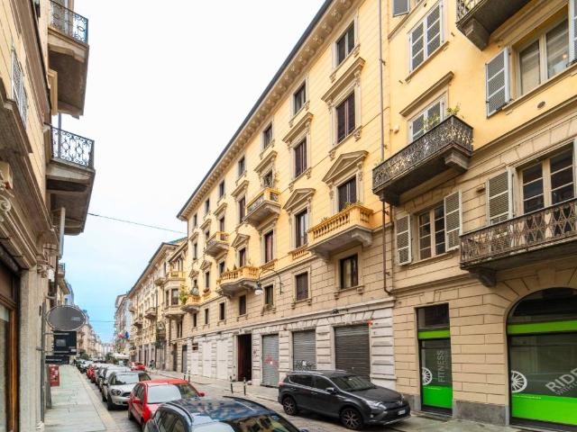 Appartamento in vendita a Torino TO
