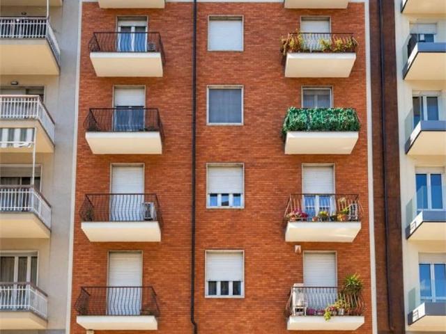 Appartamento in vendita a Torino TO