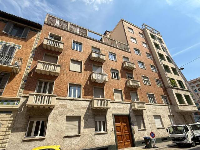 Appartamento in vendita a Torino TO