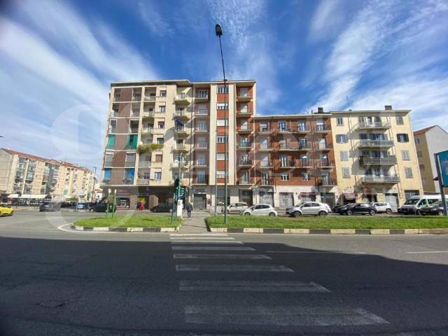 Appartamento in vendita a Torino TO