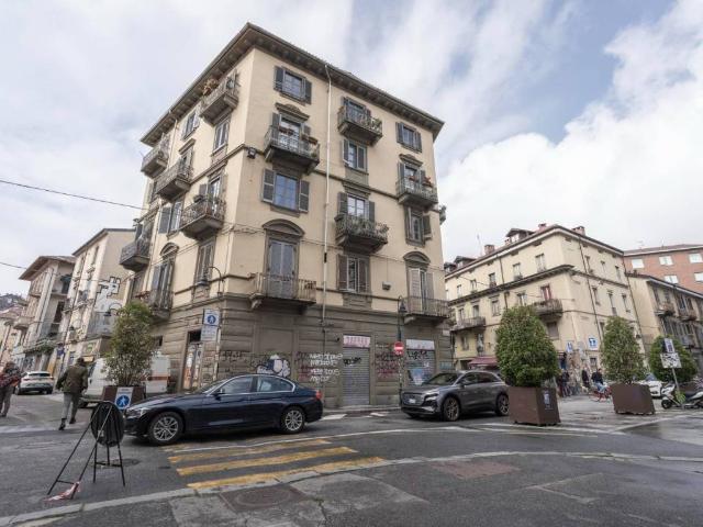 Appartamento in vendita a Torino TO