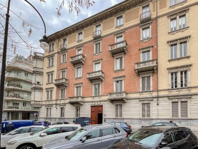 Appartamento in vendita a Torino TO