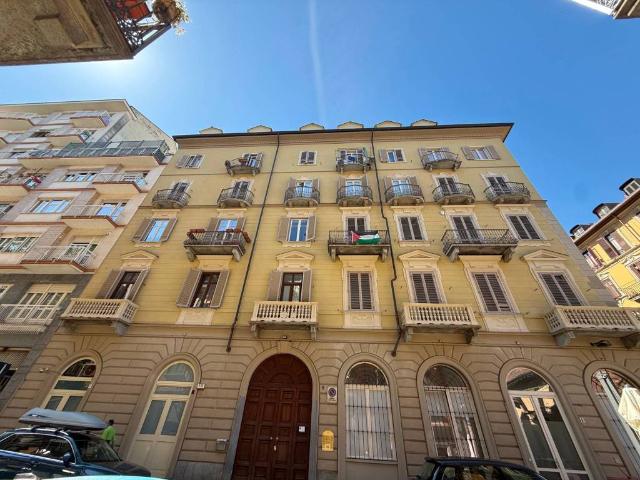 Appartamento in vendita a Torino TO