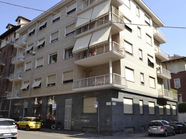 Appartamento in vendita a Torino TO