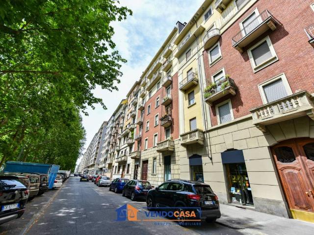 Appartamento in vendita a Torino TO
