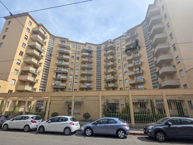 Appartamento in vendita a Torino TO