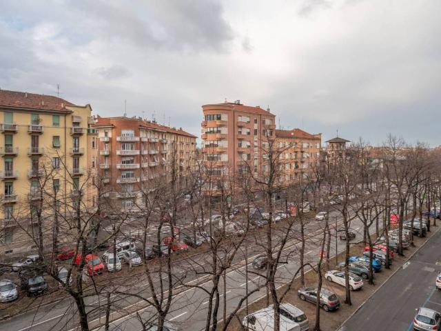 Appartamento in vendita a Torino TO