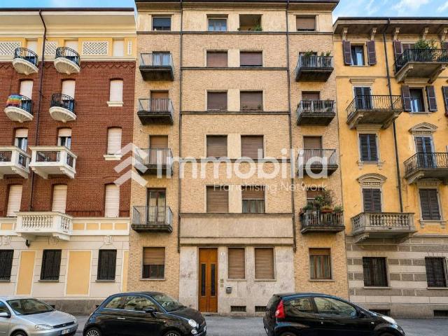Appartamento in vendita a Torino TO