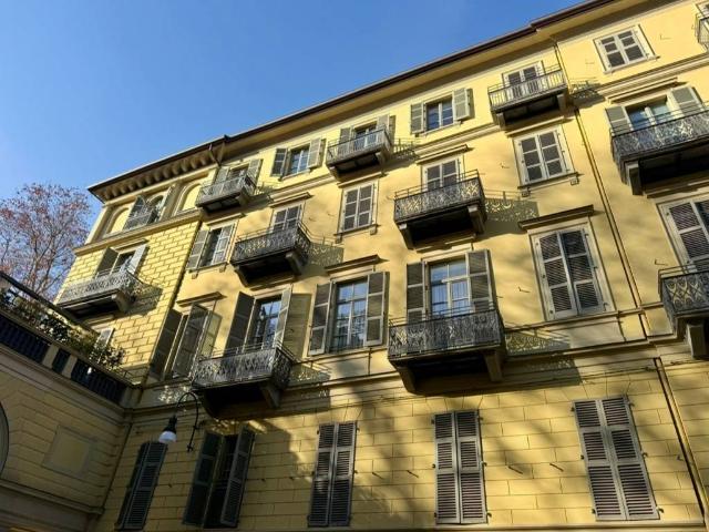 Appartamento in vendita a Torino TO