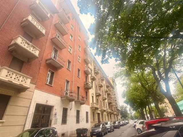 Appartamento in vendita a Torino TO