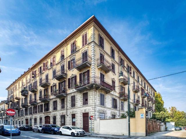 Appartamento in vendita a Torino TO