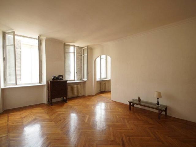 Appartamento in vendita a Torino TO