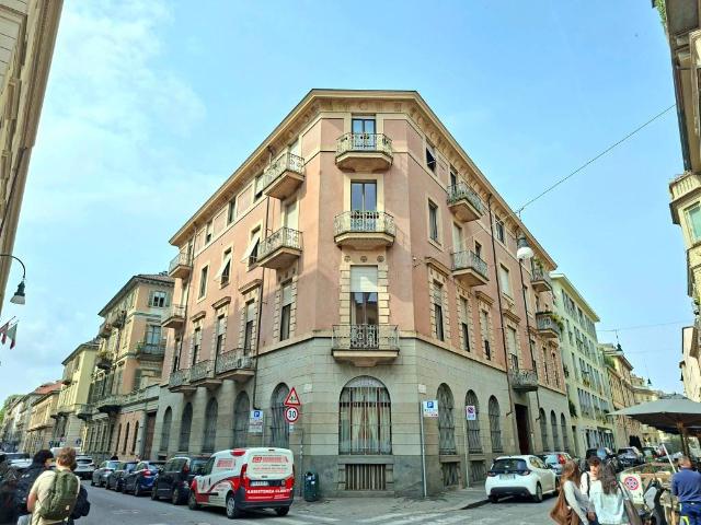 Appartamento in vendita a Torino TO