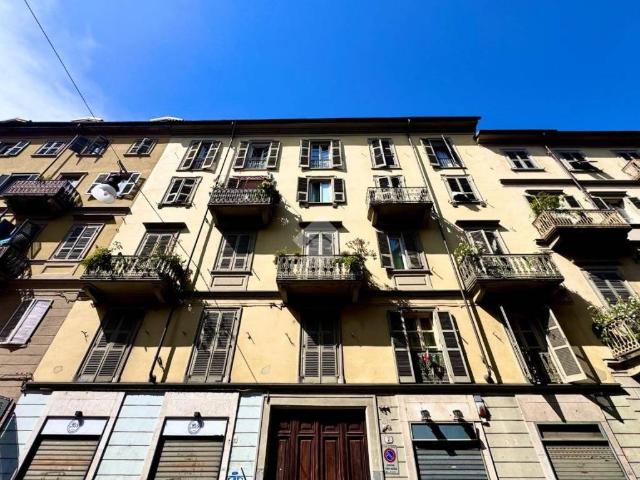 Appartamento in vendita a Torino TO