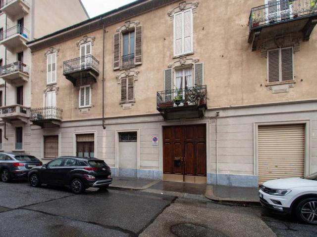 Appartamento in vendita a Torino TO