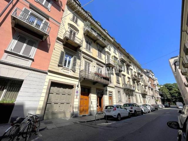 Appartamento in vendita a Torino TO