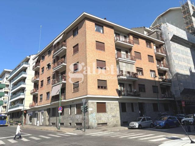 Appartamento in vendita a Torino TO