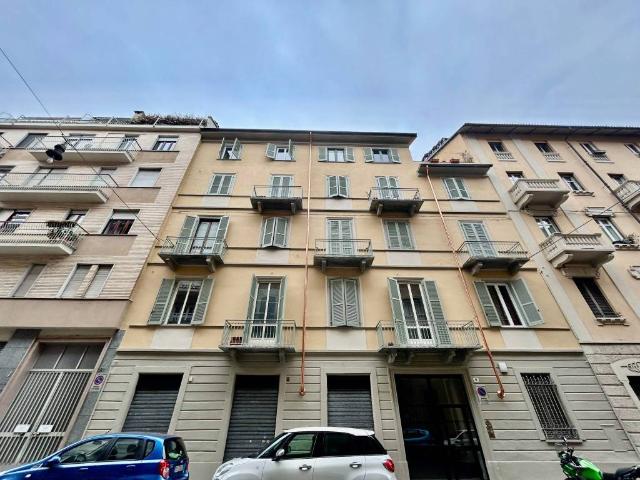 Appartamento in vendita a Torino TO