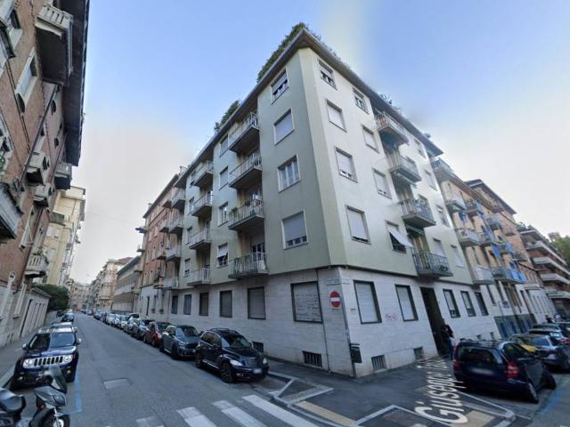 Appartamento in vendita a Torino TO